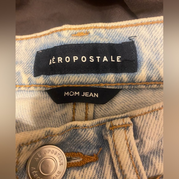AÉROPOSTALE Mom Jeans - Picture 2 of 3